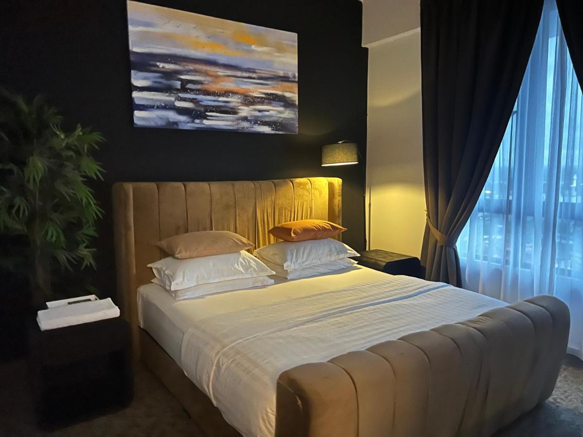Troika Residency Kota Bharu By The Stay Homestay 1 Exteriör bild